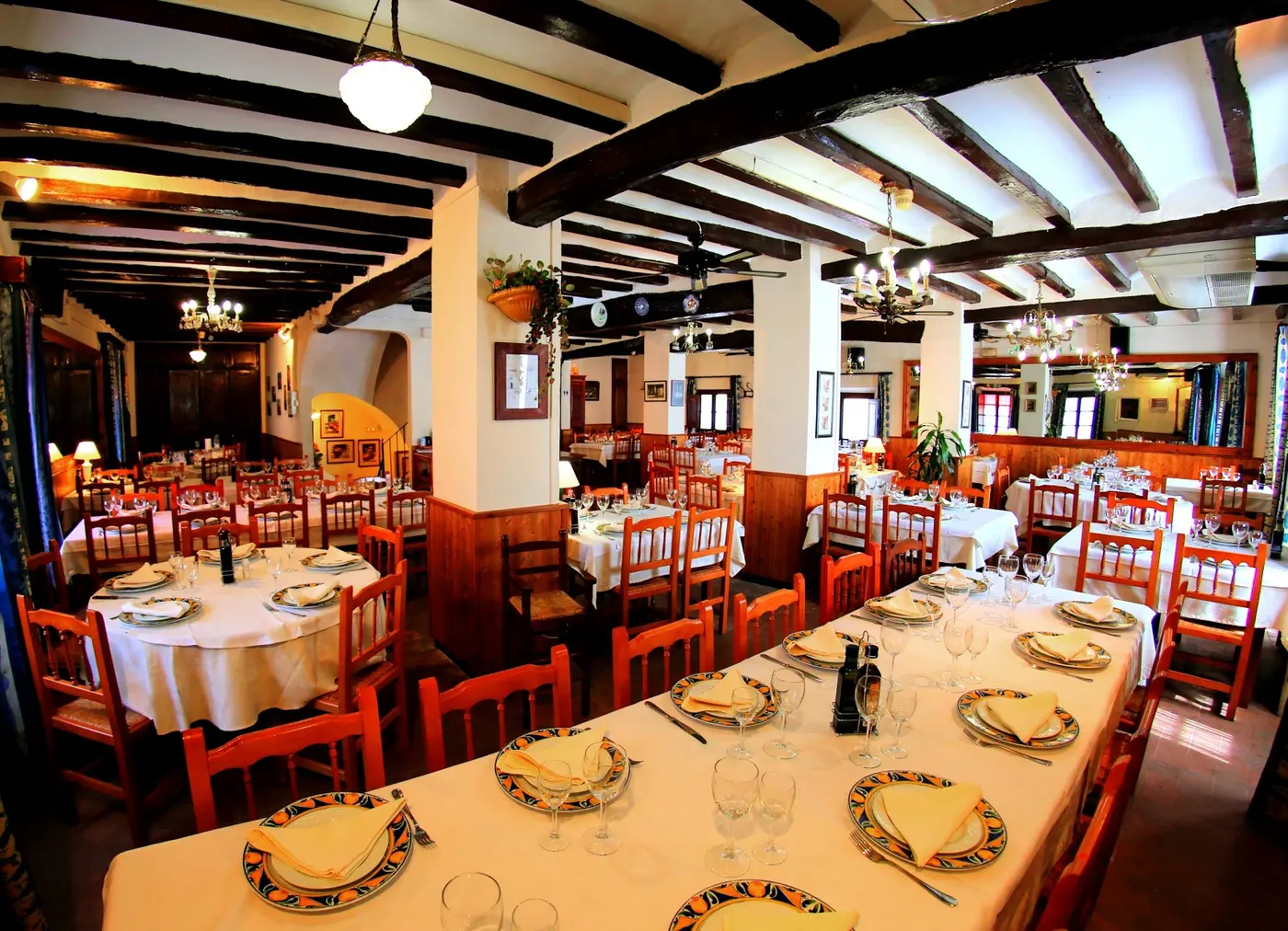 Restaurant Masia Fontscaldes