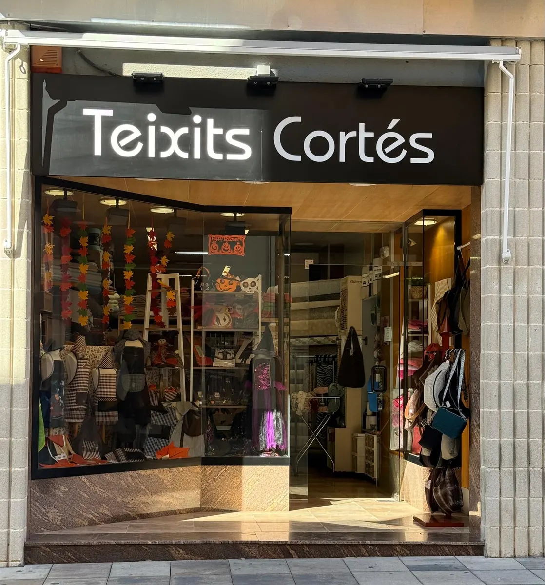 Teixits Cortés